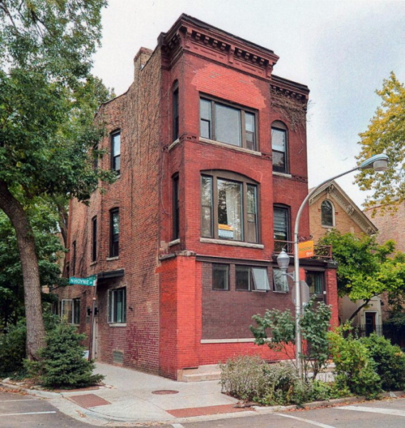 Bucktown Rehab for Two Artists: Exterior view