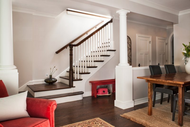 Roscoe village Rehab: Stair hall